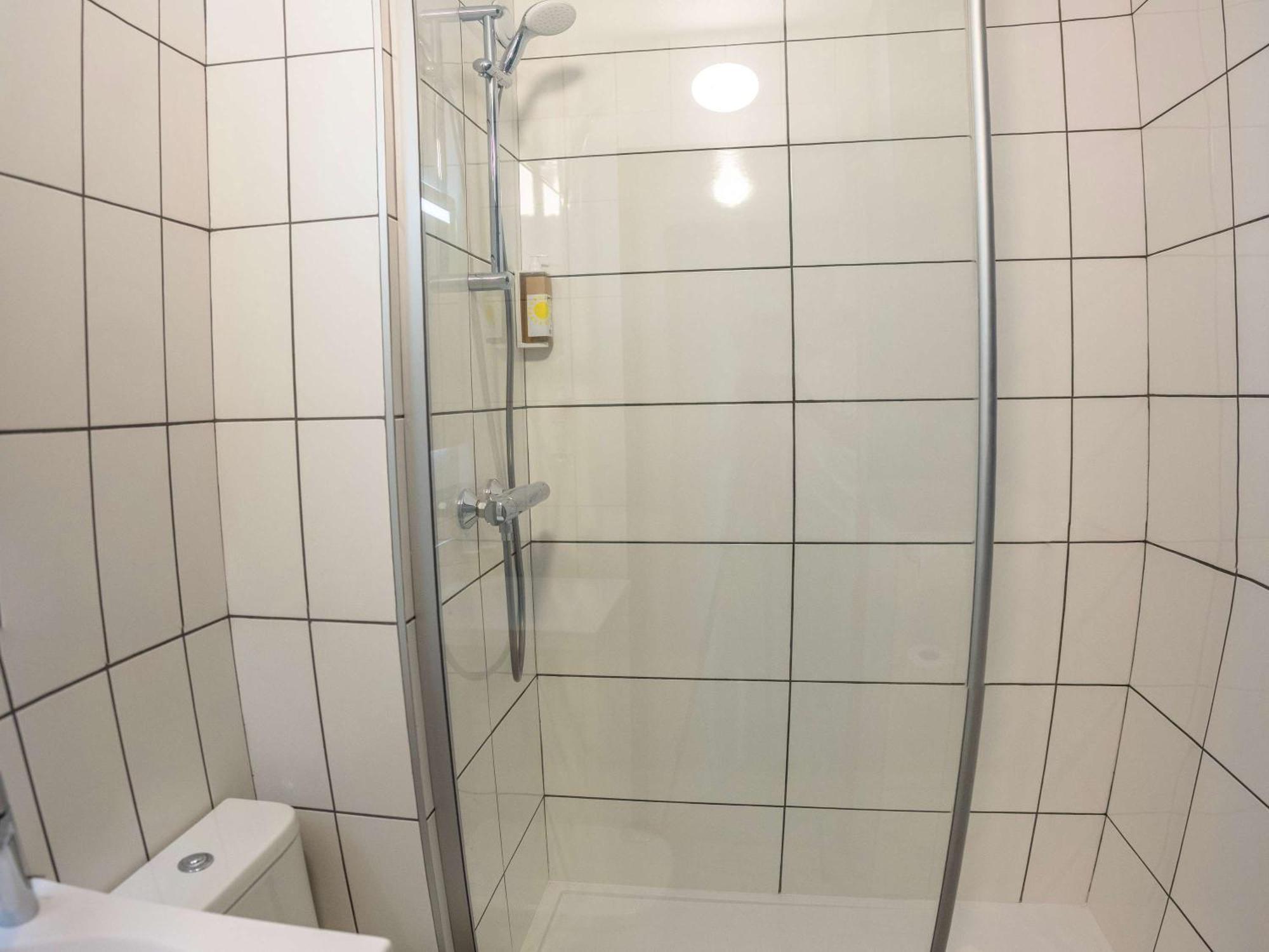 Greet Hotel Montbéliard Zewnętrze zdjęcie